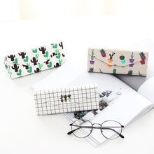 Lovely Foldable Glasses Case